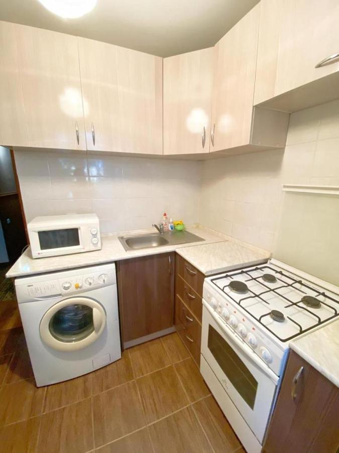 Ferienwohnung Квартира Напротив Аэропорта Turksib Exterior foto
